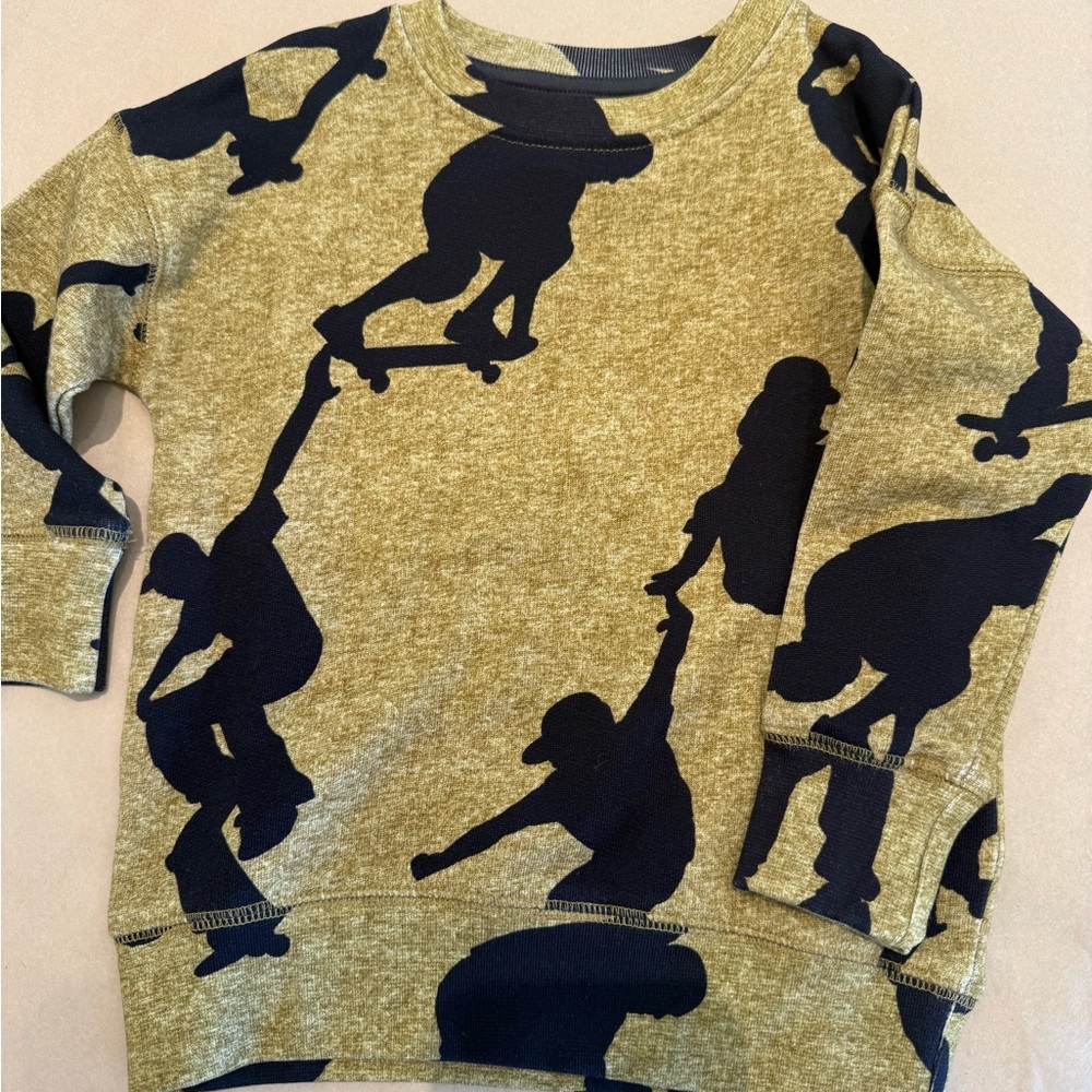 Molo Green and Black Skateboard Print Sweatshirt